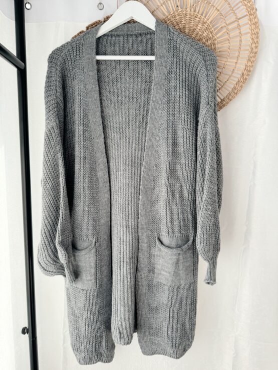 0178 lookforward x Sarah Cardigan in khaki, grau, rosa, beige, schwarz – Bild 5