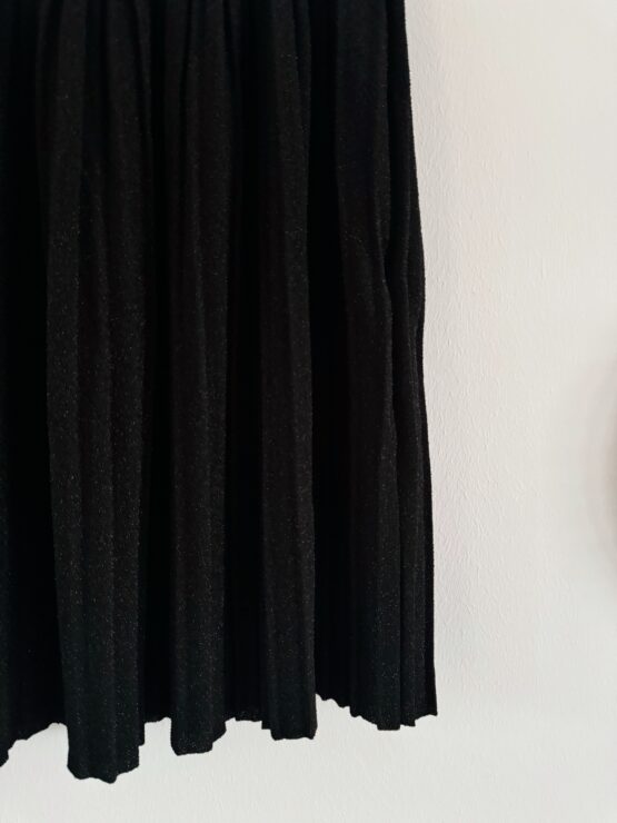 0240 Plisseerock in schwarz und silber – Bild 7