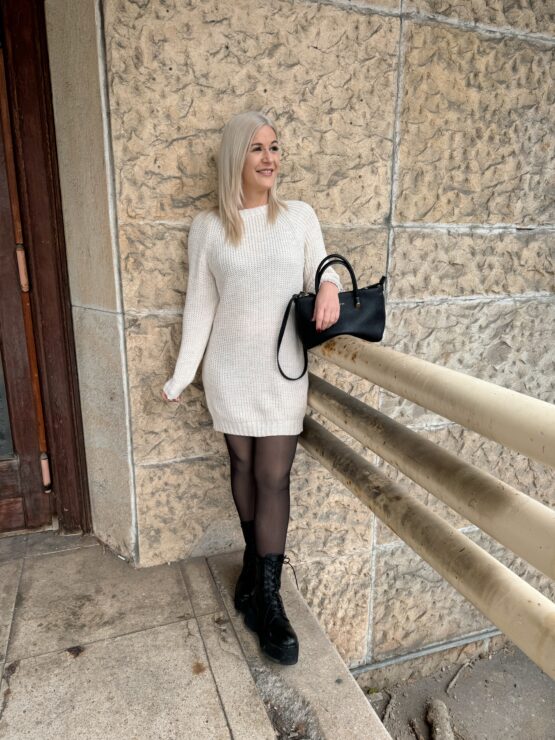 0261 Pulloverkleid in beige, khaki, grau und schwarz