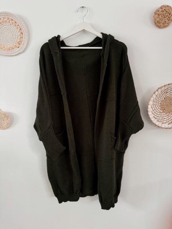 0268 Oversized Cardigan mit Kapuze in beige, khaki, weiß, schwarz – Bild 4