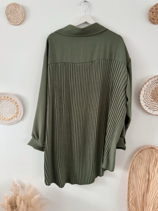 0273 Oversized Bluse mit Plissee Details in vielen Farben – Bild 12