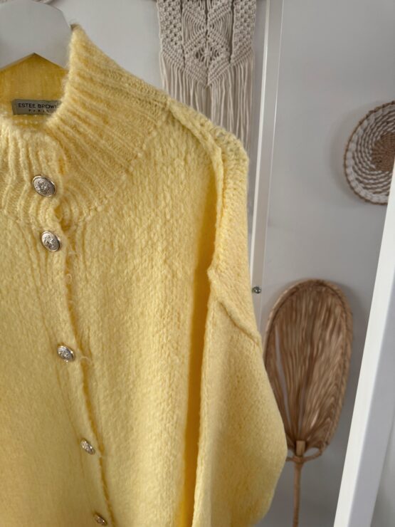 0296 Cardigan mit goldenen Knöpfen – Bild 15