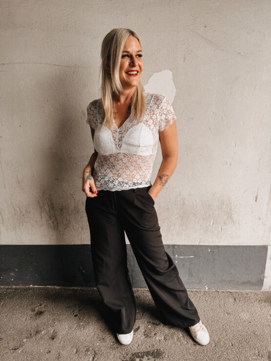 BRA 0014 - ✨ Der erste BRA mit Kurzarm – Eleganz & Komfort vereint! ✨