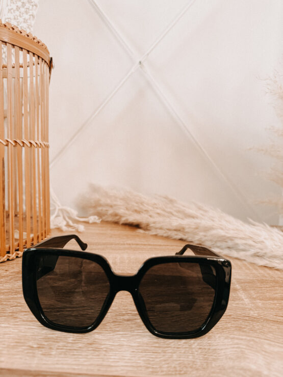 0341 🕶️ Klassische Oversized-Sonnenbrille – Elegant & Zeitlos! ✨