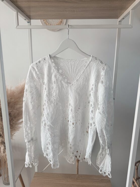 lookforward x Sarah LIMITIERTER Lochmusterpullover in schwarz & weiß – Bild 4