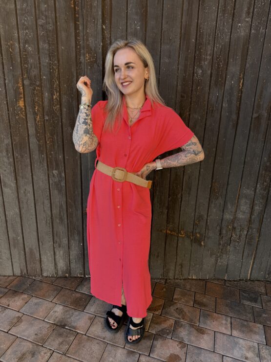 lookforward x Sarah ✨ Leicht, luftig & so charmant – dein neues Sommerkleid