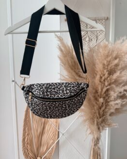 391 ✨ Stylisch, wild & super praktisch – deine neue Lieblings-Bag ✨