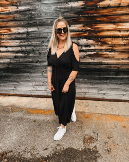 389 ✨ Sommer-Vibes in Schwarz – dein neuer Lieblingslook ✨
