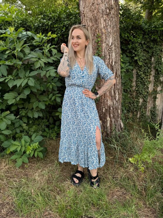 409 🌿 Zauberhaft, feminin & so sommerlich – dein neues Lieblingskleid für den Alltag & Urlaub 🌿