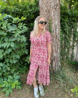 408 lookforward x Sarah 🌸 Romantik pur – dein neues Sommerkleid in Blütenmeer-Optik 🌸