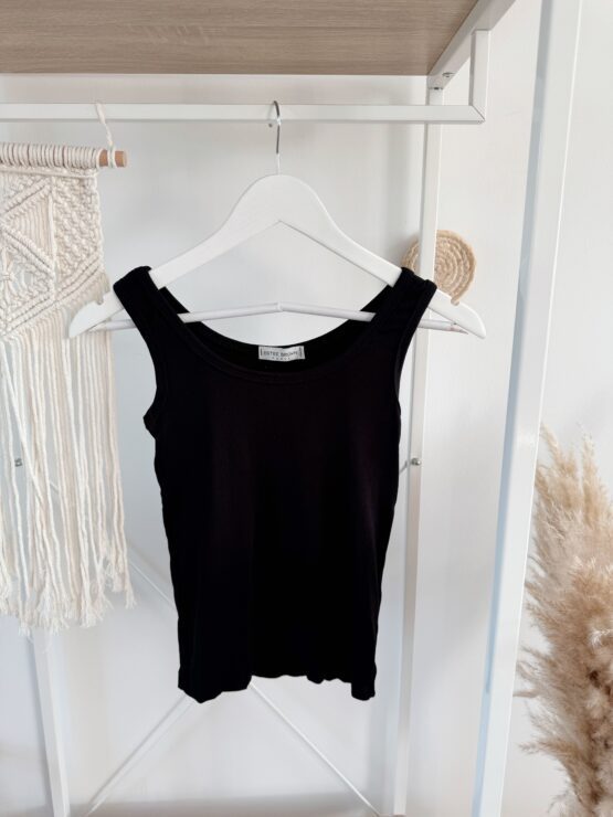 406 lookforward x Sarah 🤍🖤 Rib-Top in Schwarz & Weiß – Bild 11