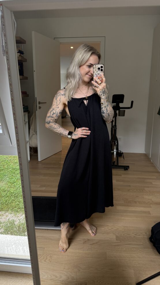 326 ✨ Luftiges Spaghettiträgerkleid mit Schleife – Maxi-Länge ✨ – Bild 2