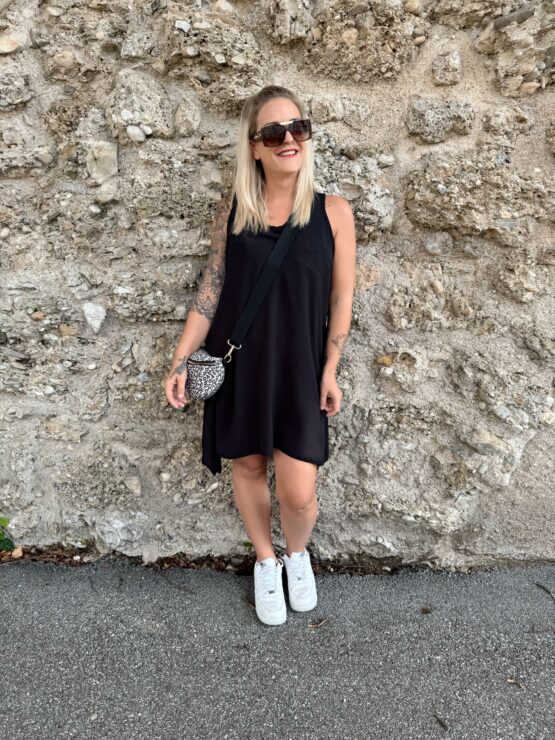 325✨ Ärmelloses A-Linien-Kleid – luftig, locker & herrlich unkompliziert ✨