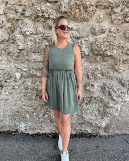 324 ✨ Geripptes Sommerkleid mit Raffung ✨