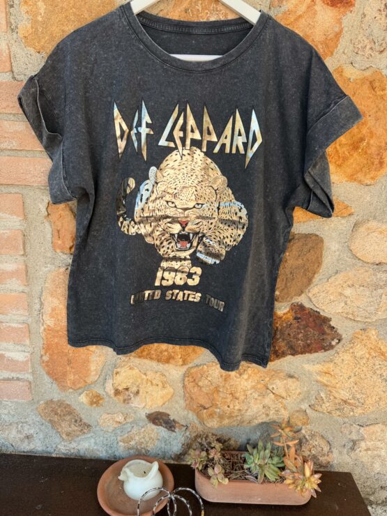 012 🐆 Def Leppard Vintage-Shirt im washed Look  – Bild 6