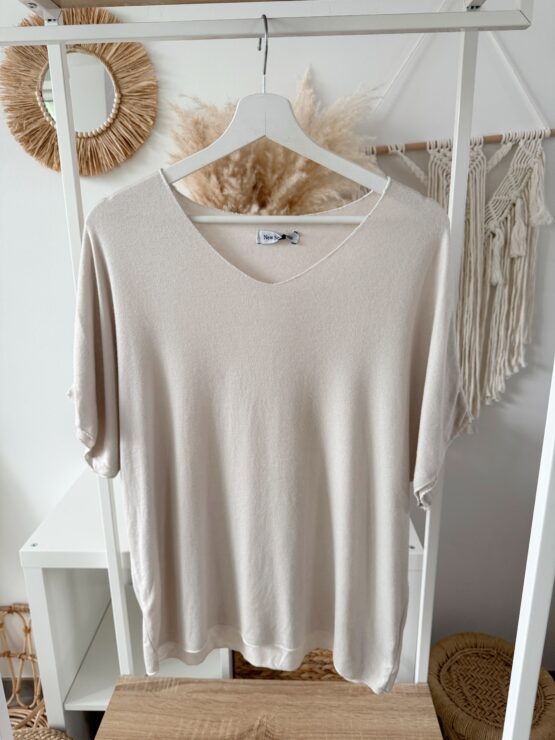 ☁️ Artikel 036 – Leichtes Oversize-Shirt mit V-Ausschnitt in vielen Farben ☁️ – Bild 5