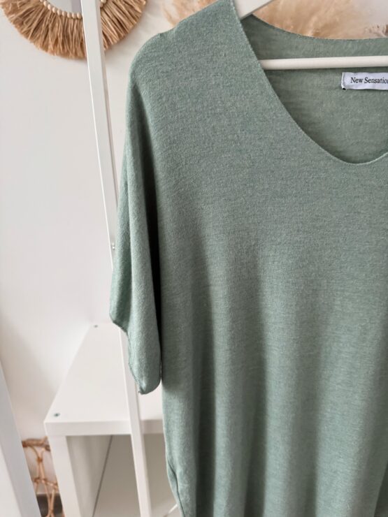 ☁️ Artikel 036 – Leichtes Oversize-Shirt mit V-Ausschnitt in vielen Farben ☁️ – Bild 15
