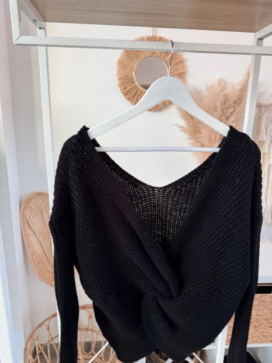 041 ✨ Kuschelig & stylisch – dein Strickliebling mit Twist ✨ – Bild 2