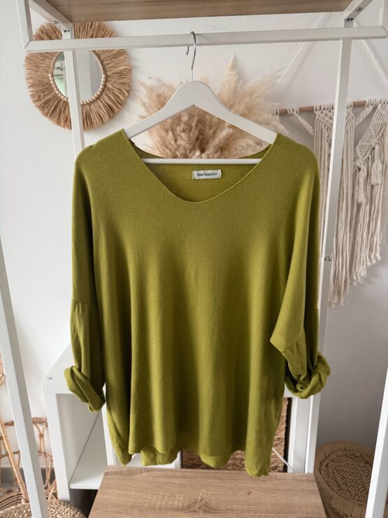 🍁 Artikel 038 – Feinstrick-Shirt mit V-Ausschnitt & lockerem Schnitt in vielen Farben – Bild 4
