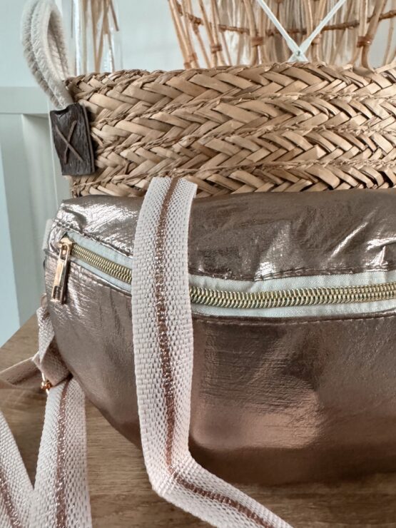 060 Metallic Crossbody Bag in bronze, silber & gold - Image 6