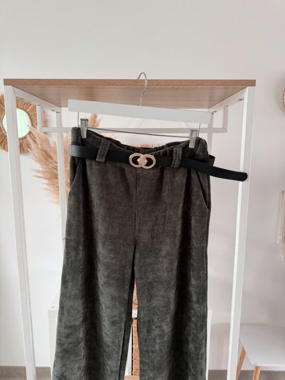 067 Cordhose mit Gürtel in vielen Farben – Bild 6
