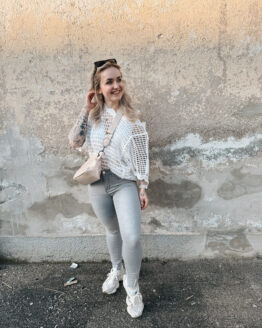 NS04 Crochet Pullover – Weiß / Beige