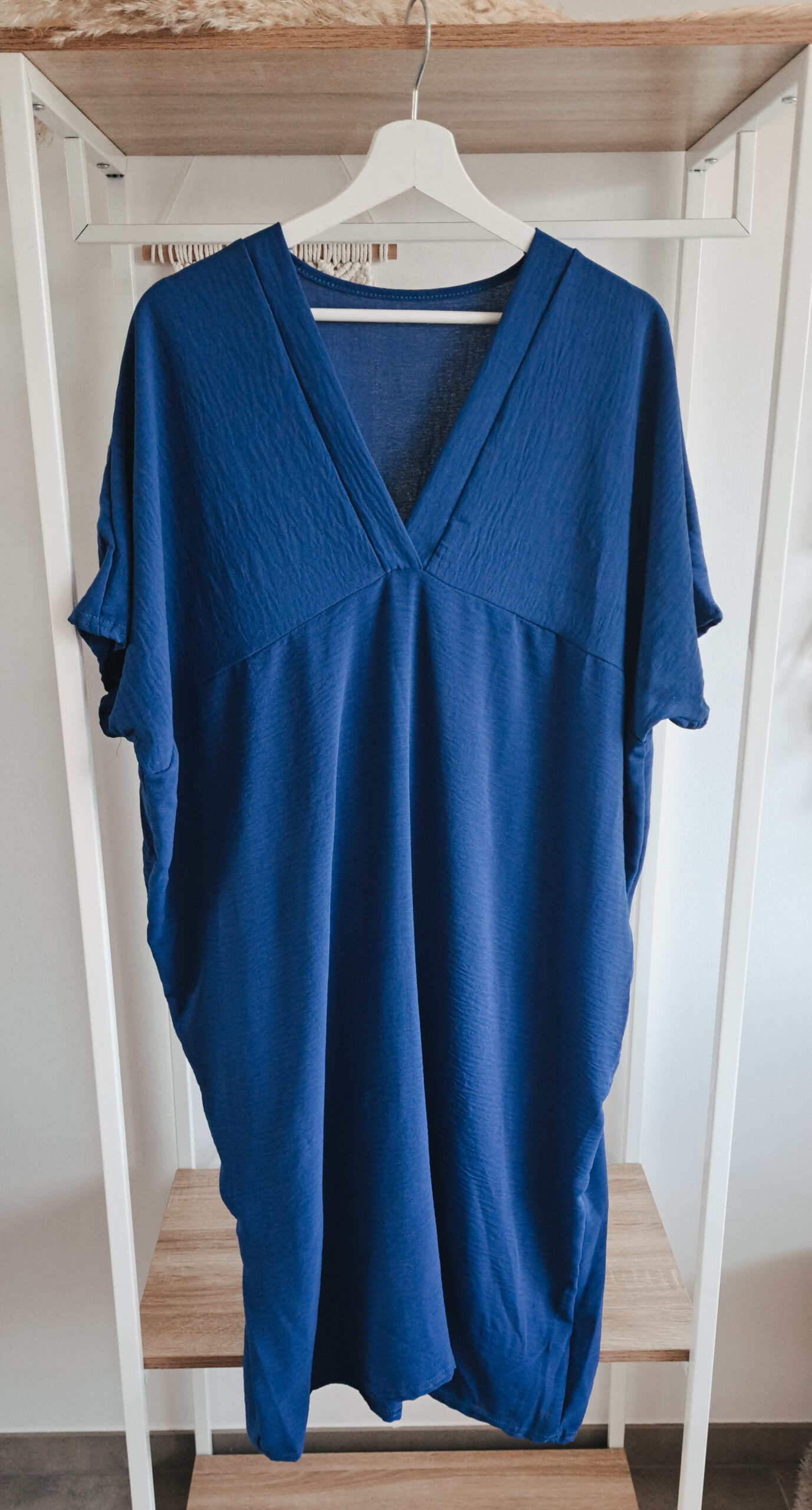 V-Ausschnitt Kleid – Plus Size bis 46/48 – Bild 9